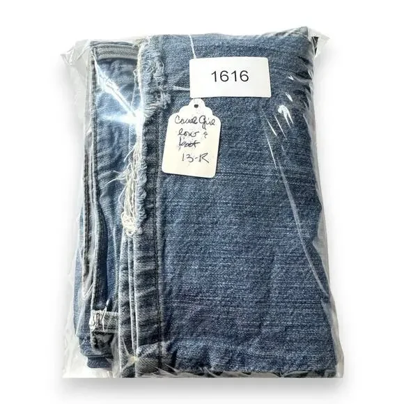 Cruel Girl Low Rise Bootcut Jeans Mid Wash Frayed Cuffs 13R Rodeo Fray - Picture 13 of 13